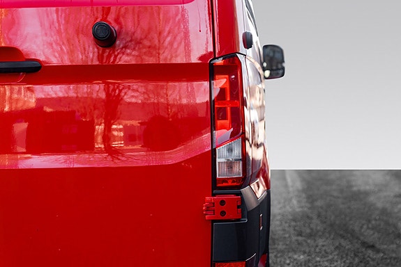 Volkswagen Crafter 8 of 24