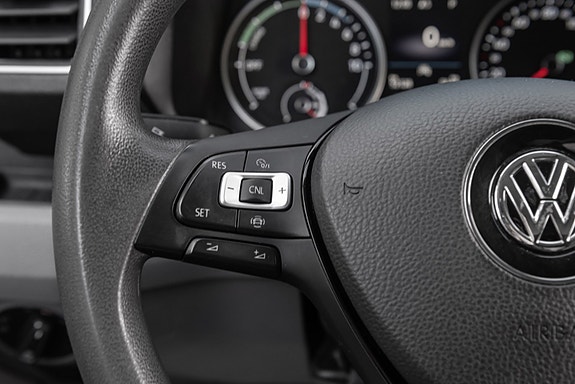 Volkswagen Crafter 15 of 24