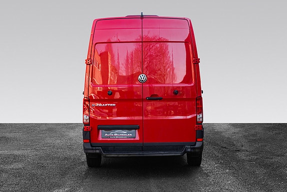 Volkswagen Crafter 4 of 24