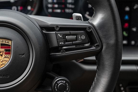 Porsche 911 Targa 4 GTS 18 of 30