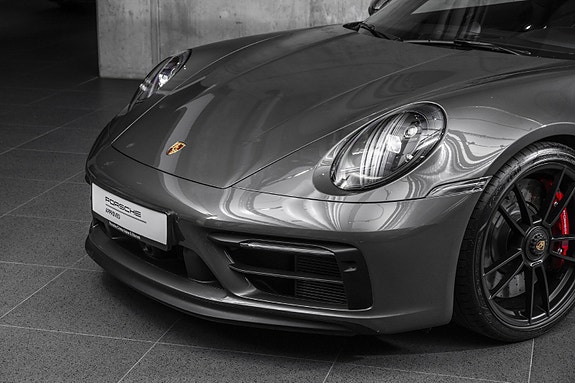 Porsche 911 Targa 4 GTS 4 of 30