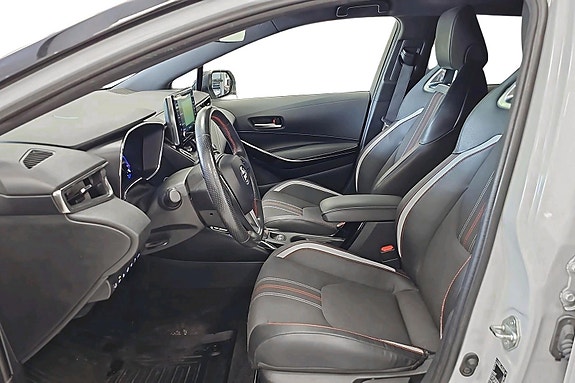 Toyota Corolla 8 of 24