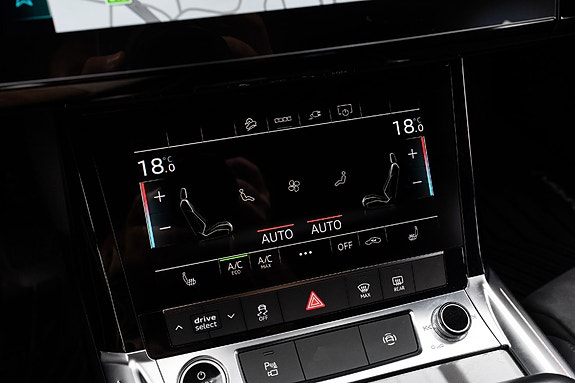 Audi e-tron 25 of 29
