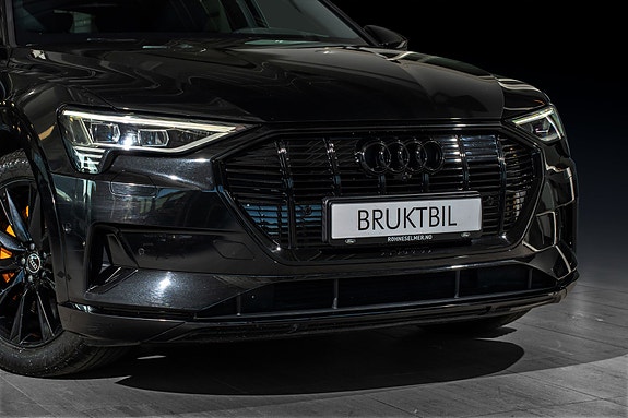 Audi e-tron 5 of 29