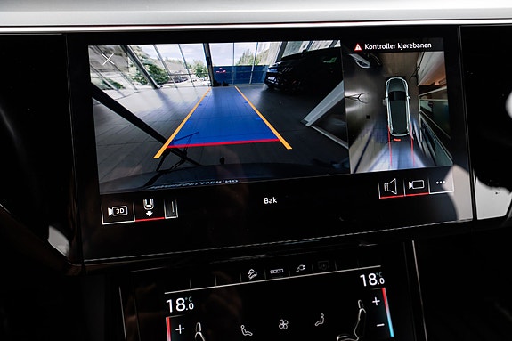 Audi e-tron 26 of 29