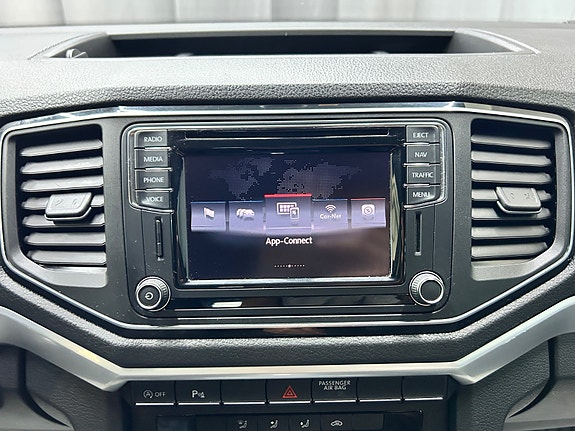 Volkswagen Amarok 24 of 30