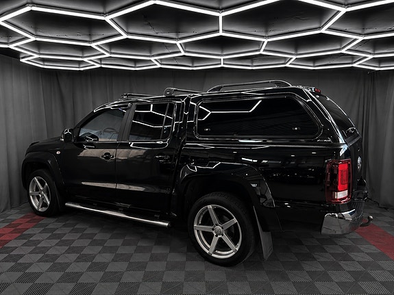 Volkswagen Amarok 10 of 30