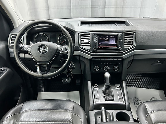 Volkswagen Amarok 21 of 30