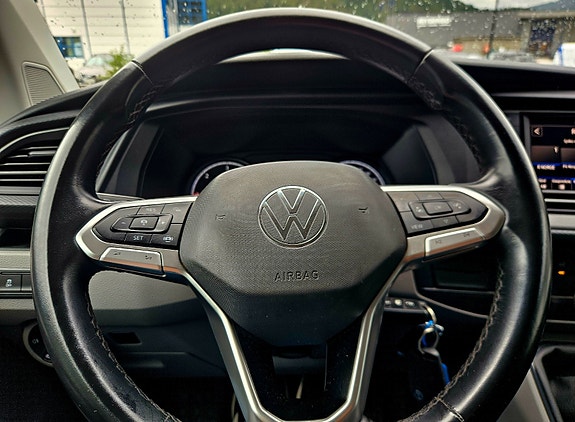 Volkswagen Transporter 13 of 26