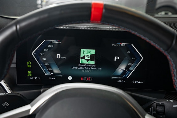 BMW i4 18 of 25