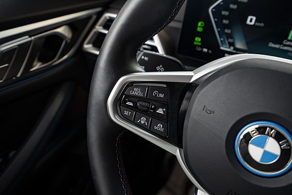 BMW i4 19 of 25