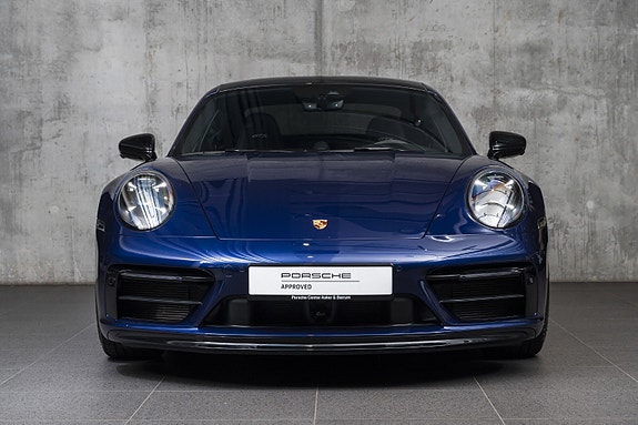 Porsche 911 Targa 4 GTS 6 of 30