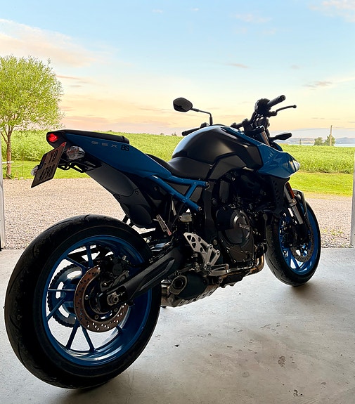 Suzuki GSX-8S 5 of 7