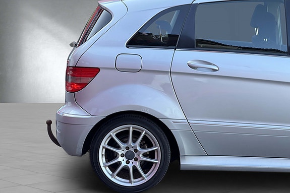 Mercedes-Benz B180 d 8 of 20