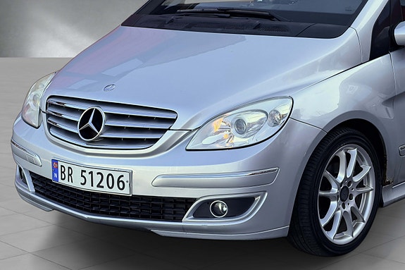 Mercedes-Benz B180 d 3 of 20