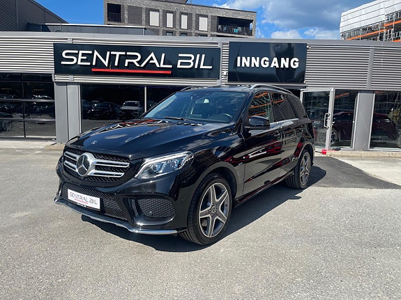 Mercedes-Benz GLE500 e 10 of 30