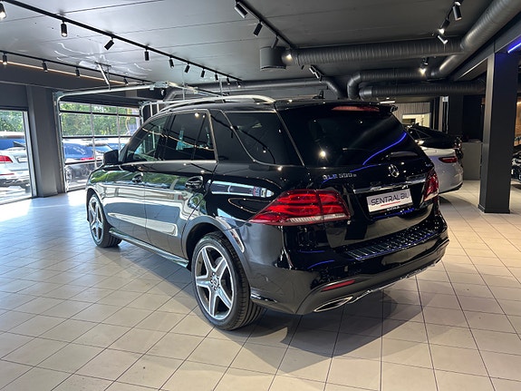 Mercedes-Benz GLE500 e 8 of 30
