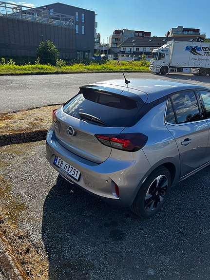 Opel Corsa 2 of 11