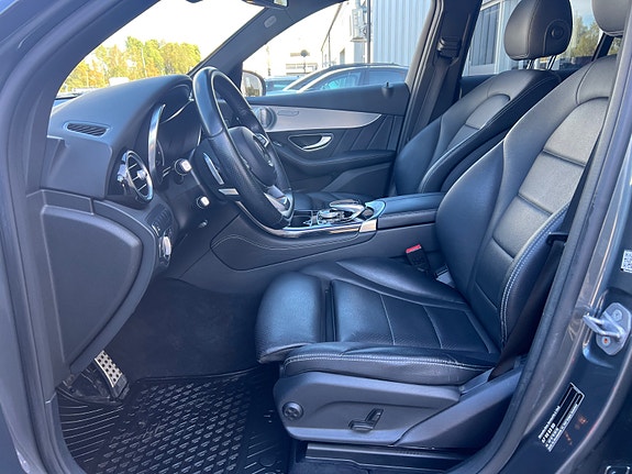 Mercedes-Benz GLC350 e 11 of 30