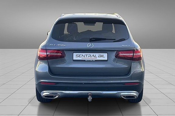 Mercedes-Benz GLC350 e 7 of 30
