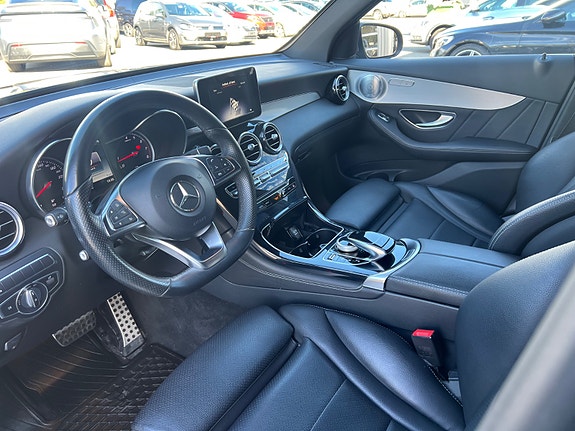 Mercedes-Benz GLC350 e 9 of 30