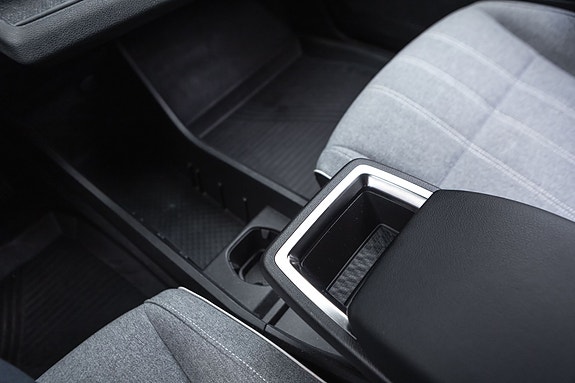Renault Scenic E-Tech 19 of 27