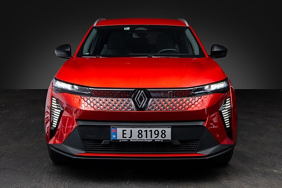 Renault Scenic E-Tech 4 of 27