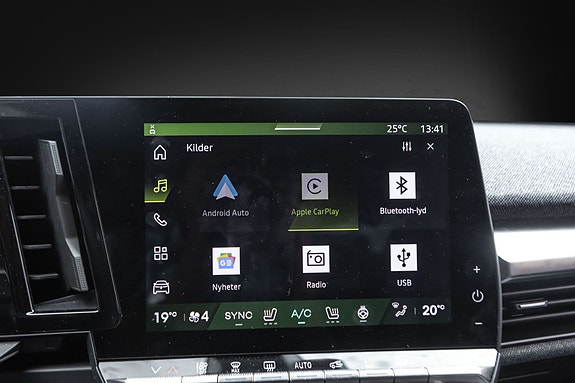 Renault Scenic E-Tech 16 of 27