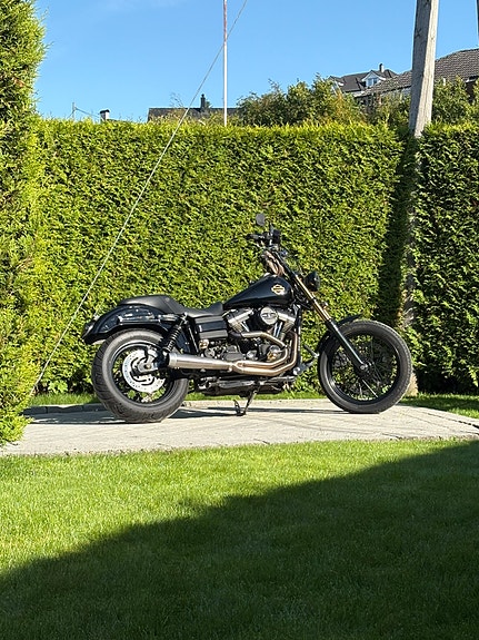 Harley-Davidson FXDB Dyna Street Bob 10 of 10