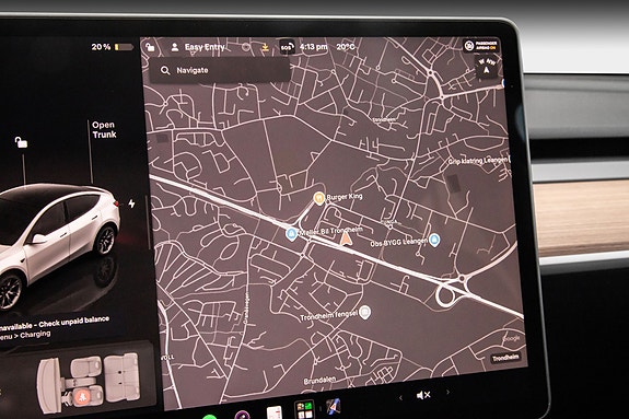 Tesla Model Y 15 of 28