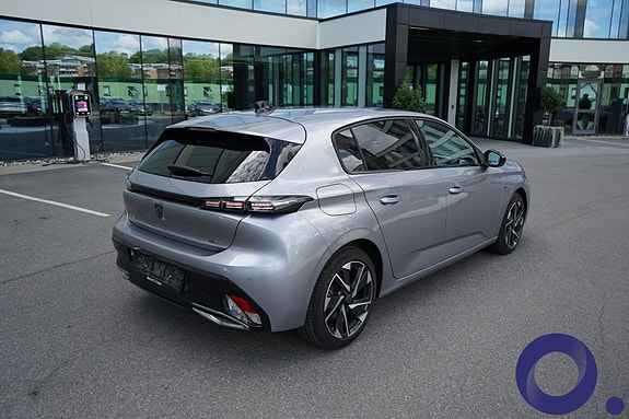 Peugeot 308 8 of 20
