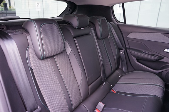 Peugeot 308 17 of 20