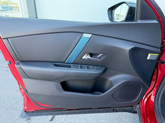 Citroen E-C4 13 of 30