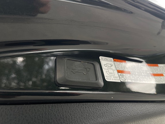Toyota RAV4 28 of 30