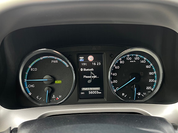 Toyota RAV4 21 of 30
