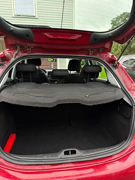 Peugeot 208 8 of 10