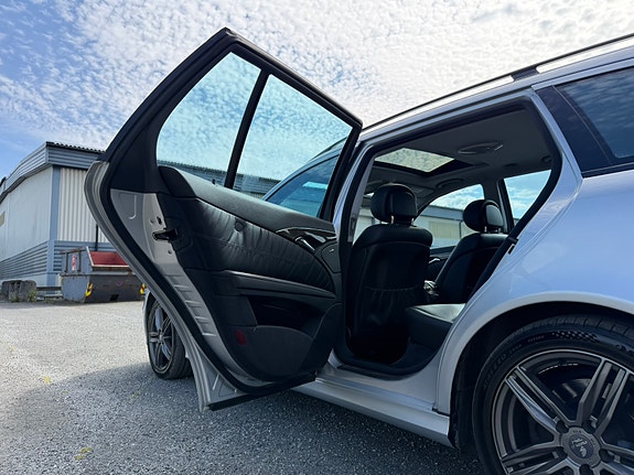 Mercedes-Benz E280 19 of 30