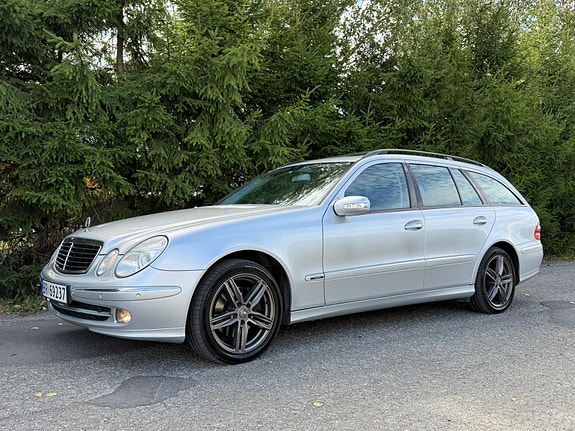 Mercedes-Benz E280 7 of 30