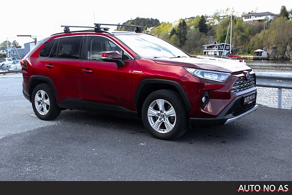 Toyota RAV4 7 of 30