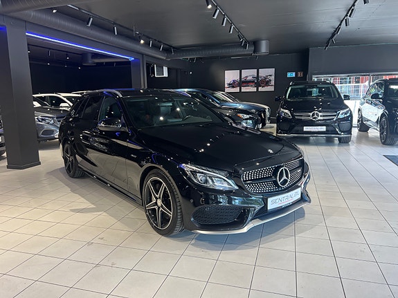 Mercedes-Benz C43 9 of 30