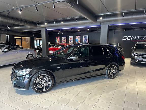 Mercedes-Benz C43 6 of 30