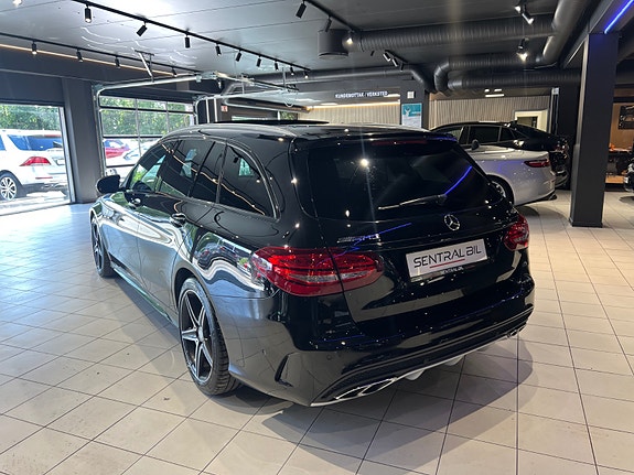 Mercedes-Benz C43 16 of 30