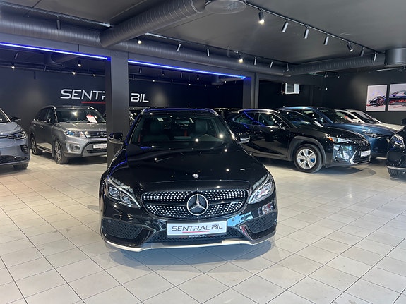 Mercedes-Benz C43 7 of 30