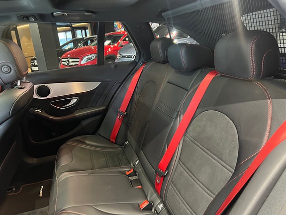 Mercedes-Benz C43 23 of 30