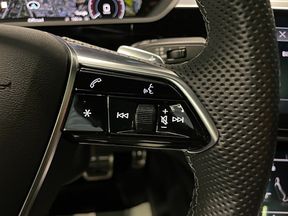Audi Q8 e-tron 19 of 30