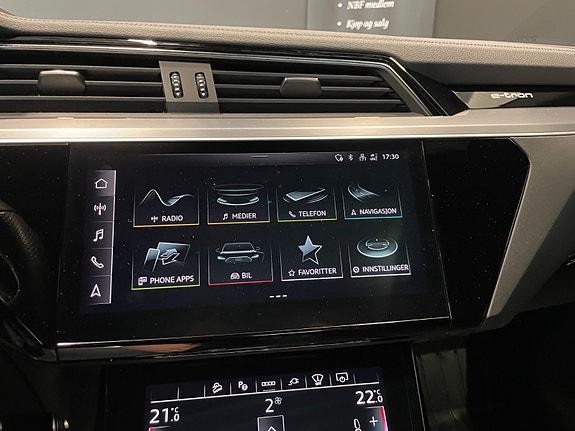Audi Q8 e-tron 22 of 30