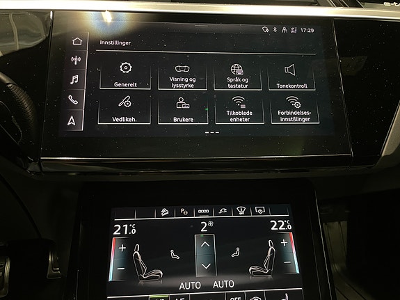 Audi Q8 e-tron 24 of 30