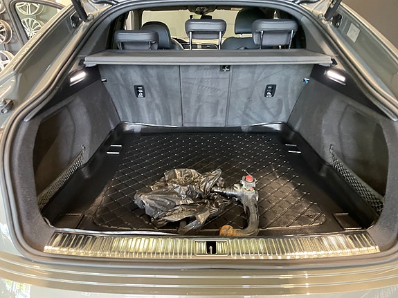 Audi Q8 e-tron 27 of 30