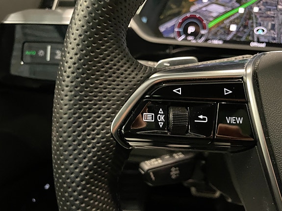 Audi Q8 e-tron 18 of 30