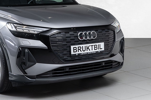 Audi Q4 e-tron 2 of 30
